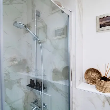 S&o - By Myhomeincomo Apartman Como