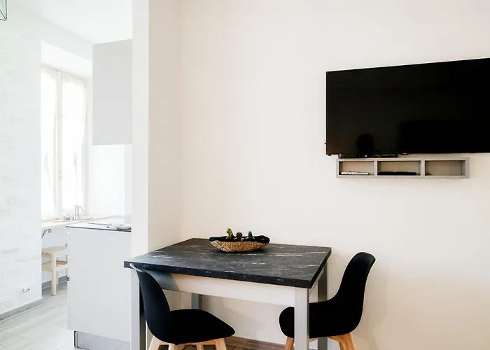 S&o - By Myhomeincomo Apartman Como