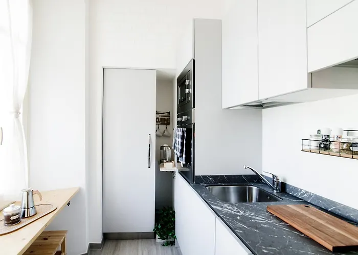 S&o - By Myhomeincomo Apartman