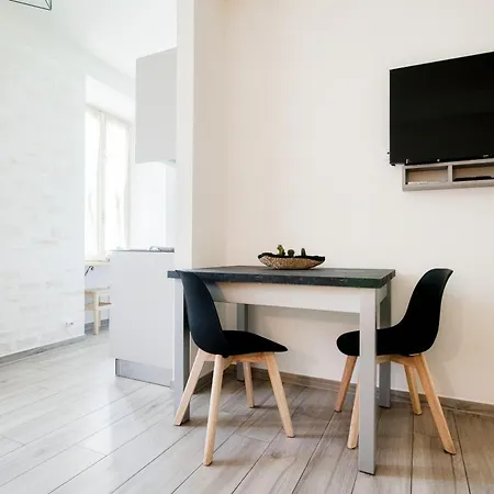 S&o - By Myhomeincomo Appartement